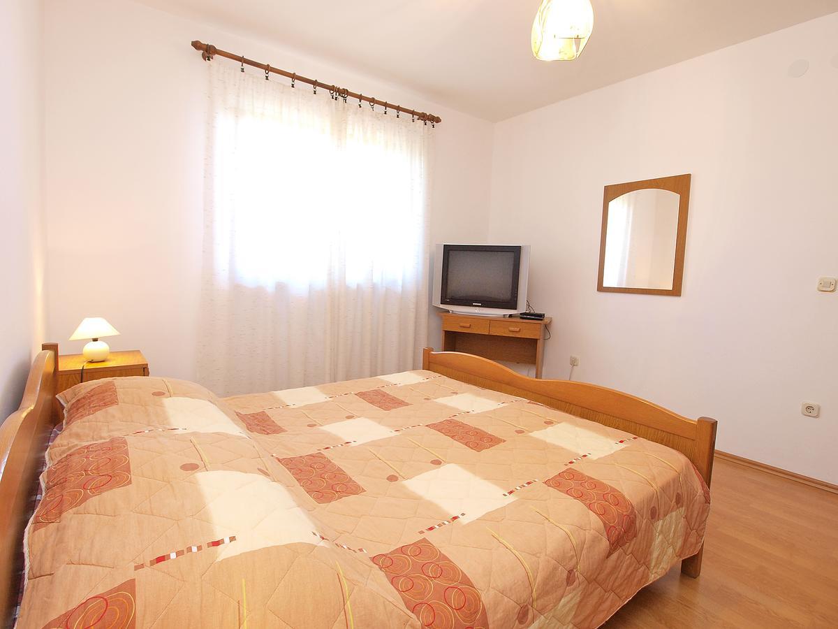 Apartments Mate 909 Fažana Exterior foto